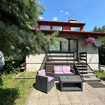 Cozy With A Private Yard Apartmán *